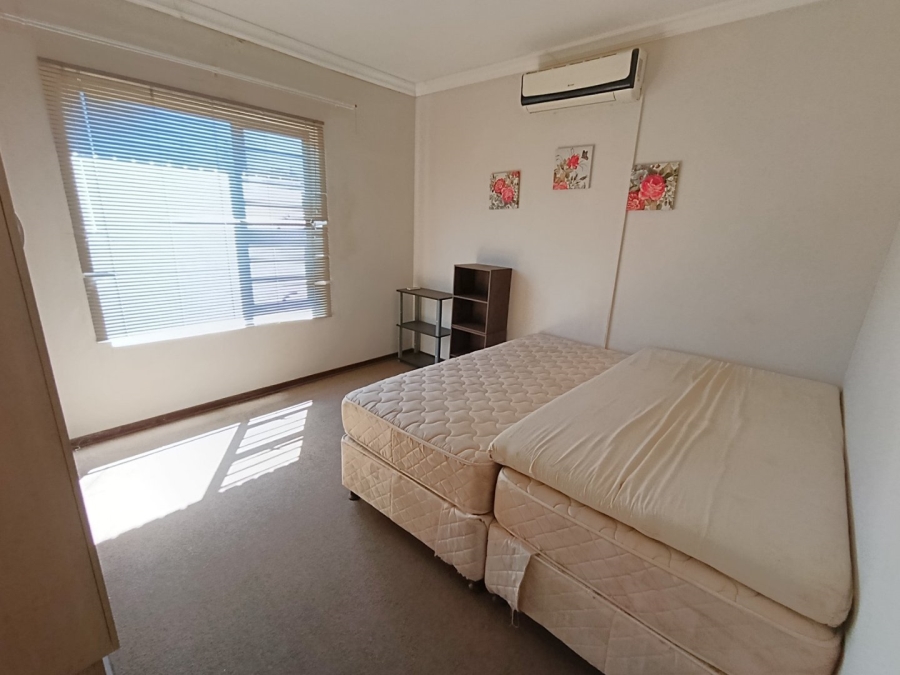 2 Bedroom Property for Sale in Vredenhof Sh Free State